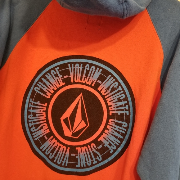 Volcom Hoodie - Picture 8 of 8